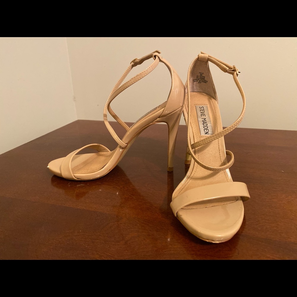 Steve Madden nude heels